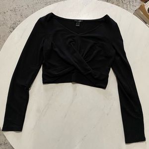 Black Long Sleeve Crop Top